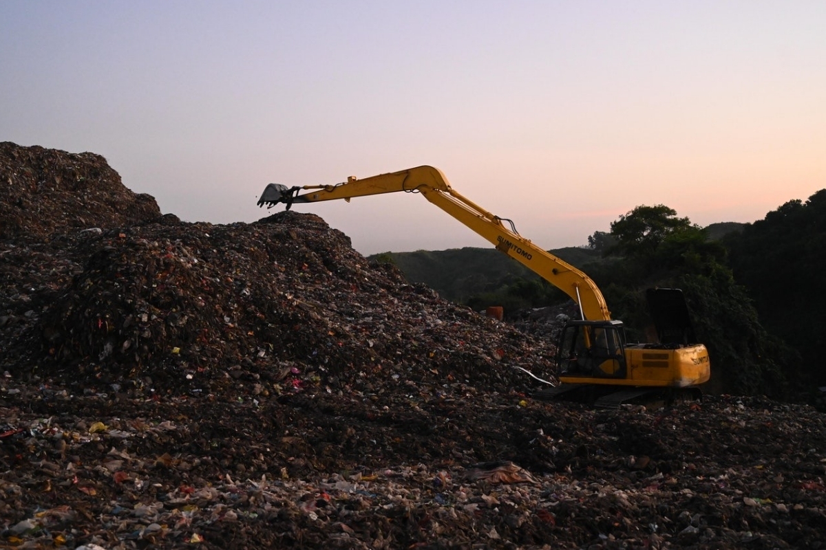 Is Singapore running out of landfill space?