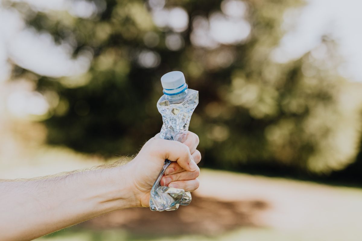 3 Reasons to Finally Ditch Plastic Bottled Water for Reusable Water Bottles